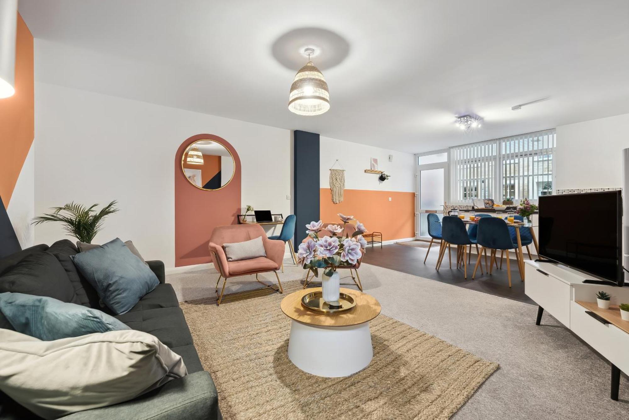 Corinium Lodge - Town Centre Apartment Cirencester Esterno foto