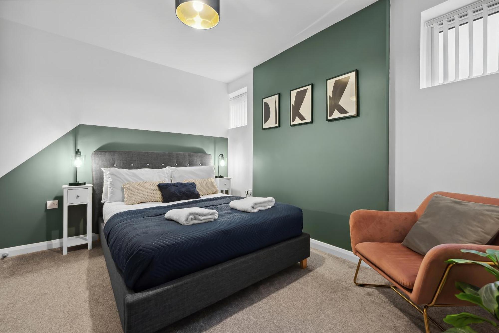 Corinium Lodge - Town Centre Apartment Cirencester Esterno foto
