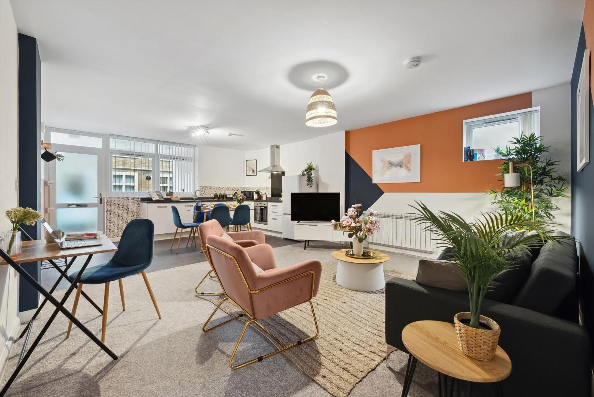 Corinium Lodge - Town Centre Apartment Cirencester Esterno foto